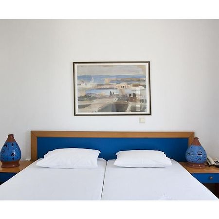 Smaragdi Hotel Артемон Экстерьер фото